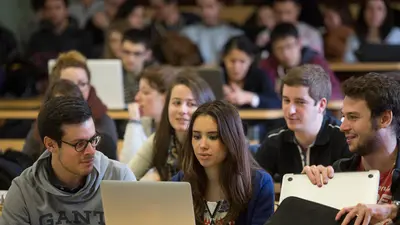 Des étudiants de l'Ecole des mines de Paris en 2016