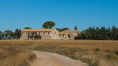 TVue du « Mas des Quinze ».Villeneuve-lès-Maguelone,_Hérault_Par Christian Ferrer wikimedia